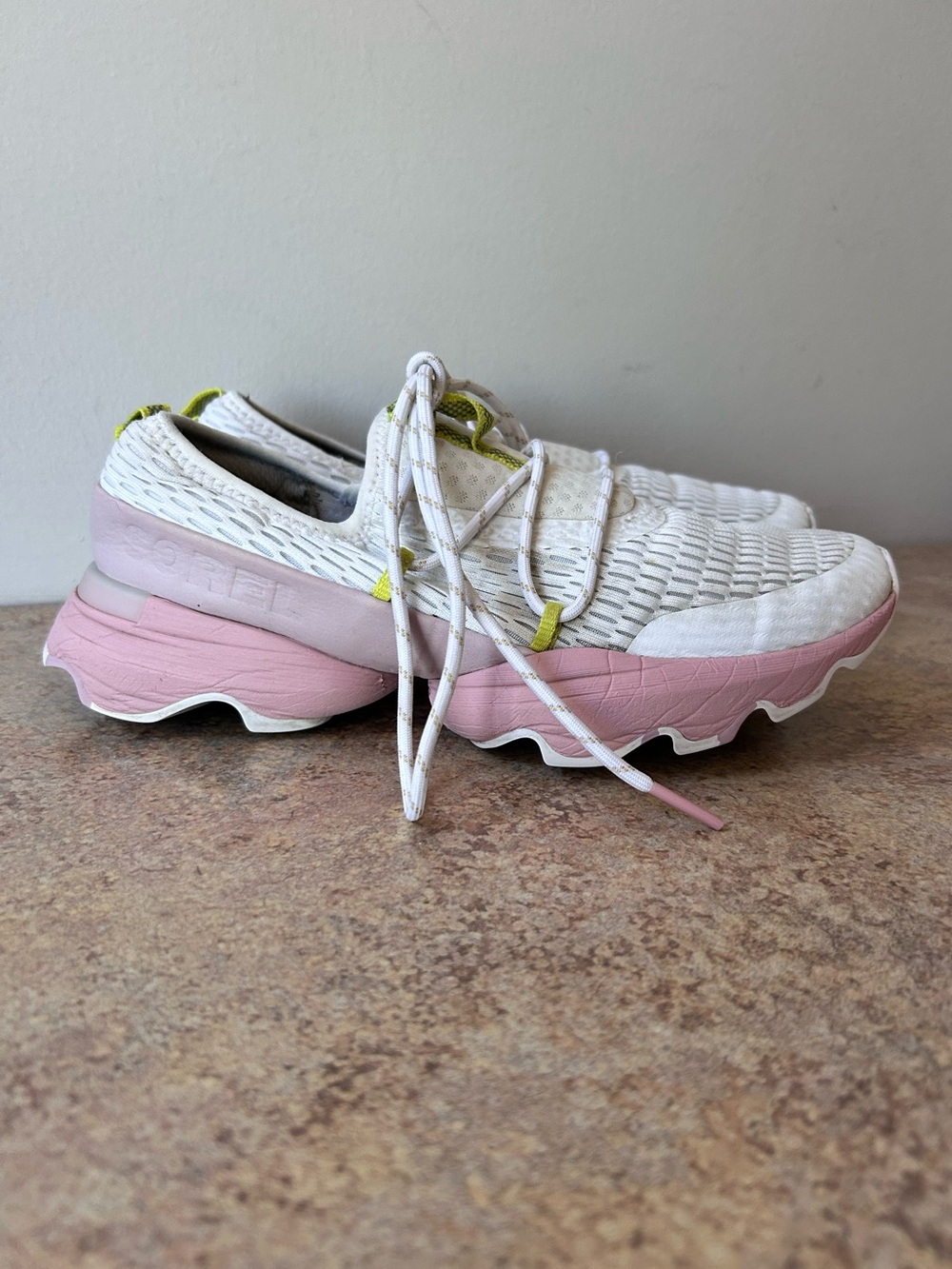 Sorel Women’s Kinetic Impact Rose Pink and White Shoes size 6.5 - Picture 5 of 7